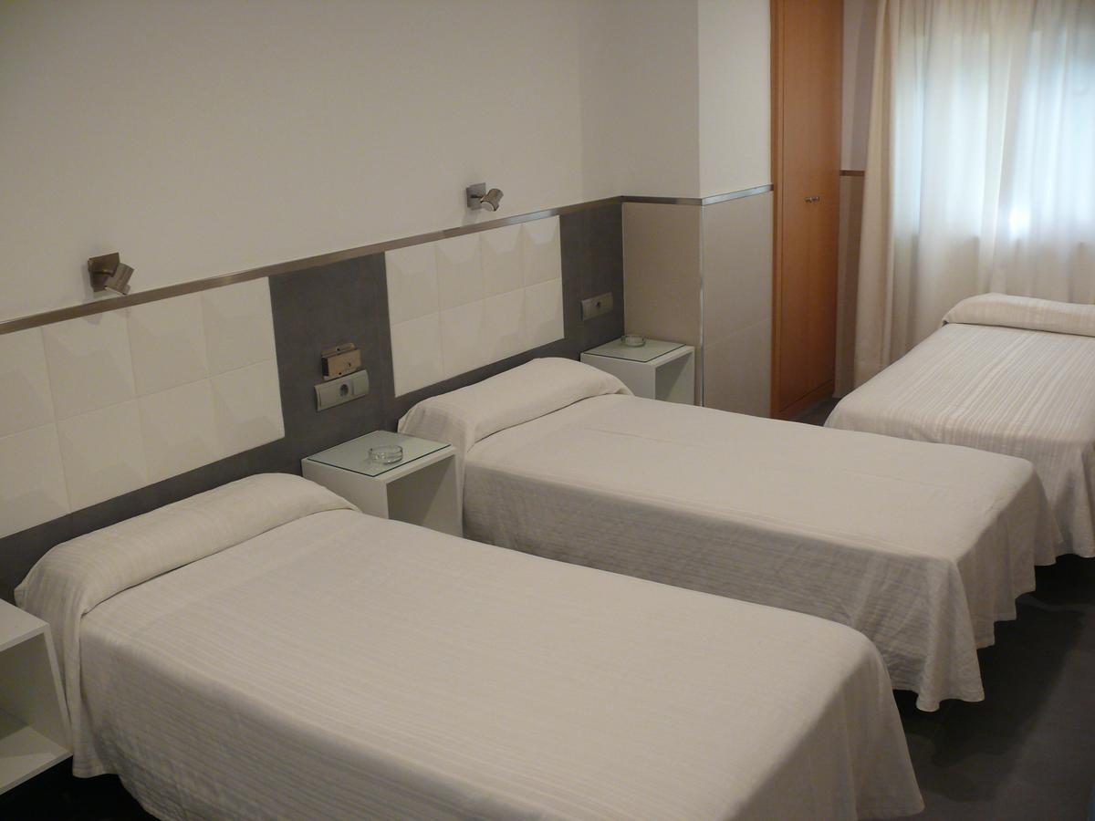 Hostal La Hispanidad Málaga Exterior foto