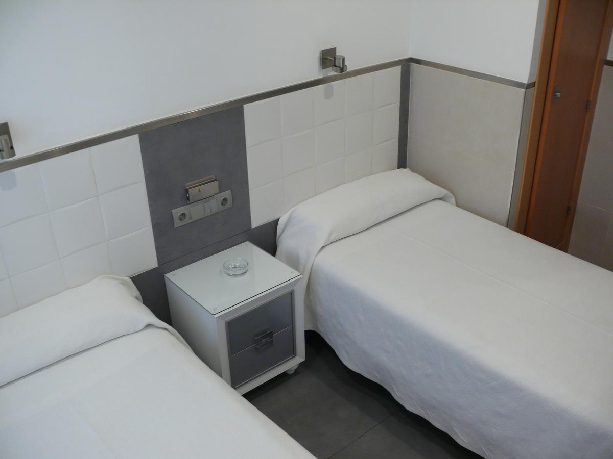 Hostal La Hispanidad Málaga Exterior foto